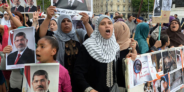 French police disperse MB protest at Egyptian consulate