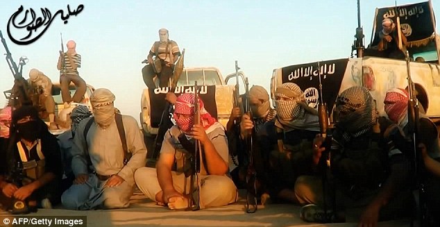 Al Azhar head condemns ISIS as criminals