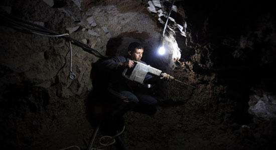 Strategic expert: Sinai tunnels aim to destroy Egyptian youth