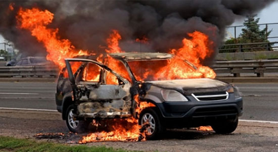 MB supporters burn car of priest in Minya