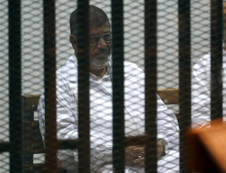 Egypt court postpones Mursi trial over 