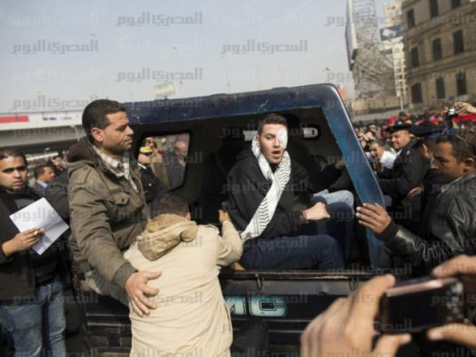 Security arrests pro-Morsi students in Monufiya