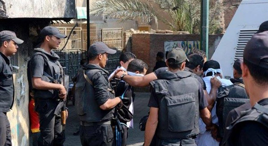 Police arrest 82 leaders of the Muslim Brotherhood 