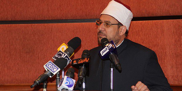 Islamic scholar suggests using DVDs in Friday sermons