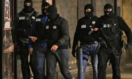 'Two jihadists' killed, three arrested as police operation continues in north Paris