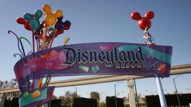 British Muslim family barred from flying to Disneyland