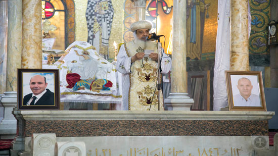 Bishop Daniel holds memorial service for victims of Egyptian airplane