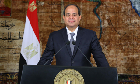 Sisi calls on officials to hold accountable perpetrators of sectarian attack against Christians