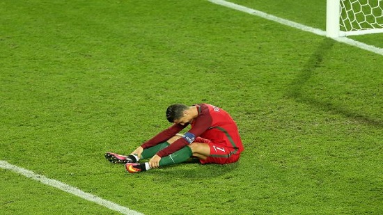 Cristiano Ronaldo and Portugal Fail to Impress on Their Opening Euro 2016 Night