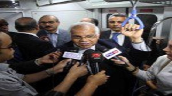 Transport minister inaugurates air conditioned train No 16 in Metro Line 1 to operate