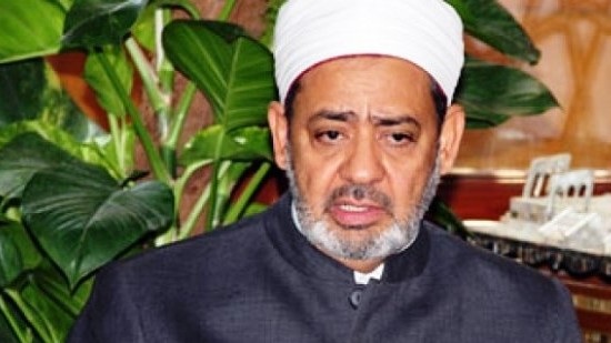 Azhar’s sheikh orders scholars not to participate in written sermon controversy