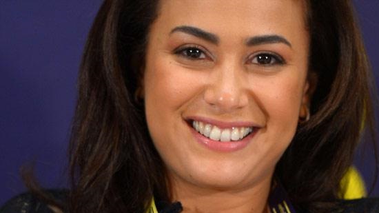 Hend Sabry starts hashtag for her book loving fans
