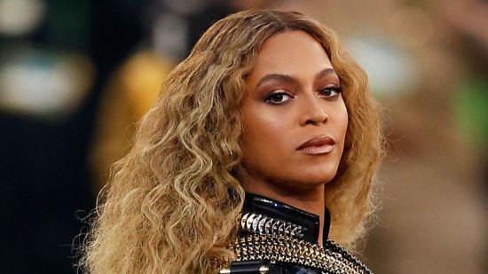 Beyonce invites mothers of slain black men to MTV awards
