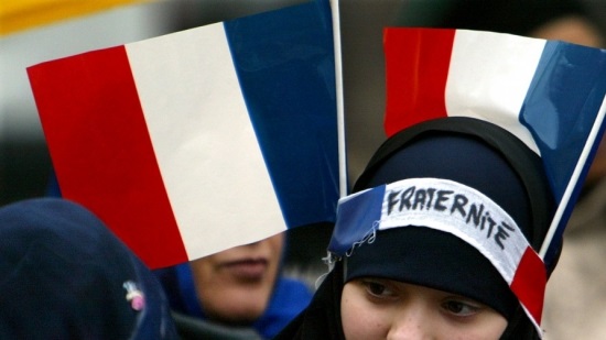 French Muslim women accused of terrorism by restaurateur complain
