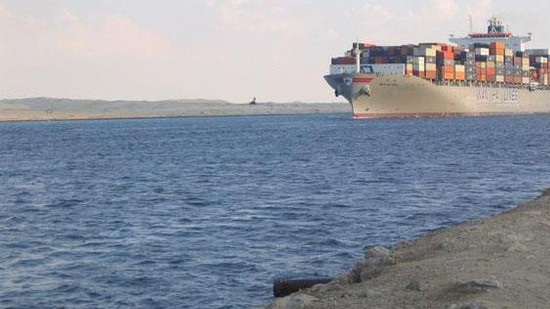 Three workers injured as Suez Canal launches sink
