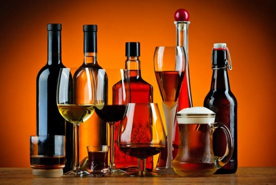 Iraqi parliament passes bill banning alcohol

