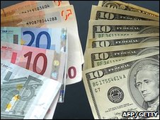 Euro drops to new four-year low against US dollar