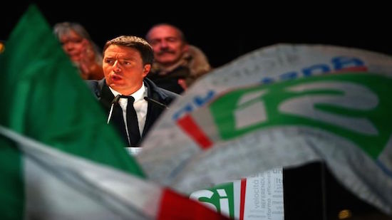 Italy votes in referendum, with PM Renzi's future at stake