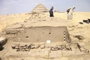 Ancient mayor tomb found in Cairo