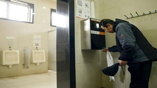 Face recognition flushes out China's toilet paper crooks