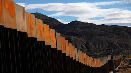 White House calls for domestic cuts to finance border wall