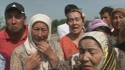 Kyrgyz leader asks Russia to restore order in Osh