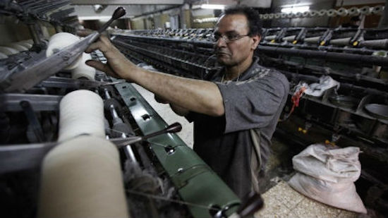 Strike continues at Mahalla factory as workers negotiate with officials