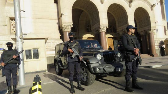 Police in Minya prevents Christians from visiting a monastery for security reasons