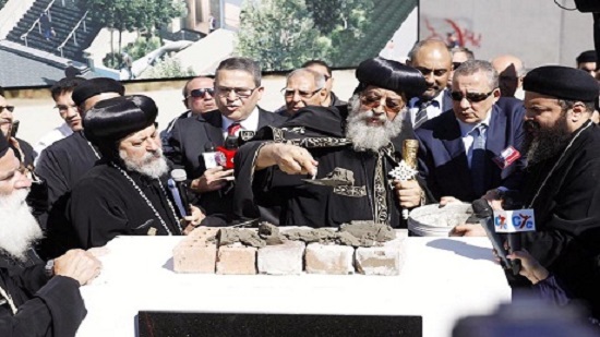 Coptic Pope Tawadros arrives in Australia for his first-ever pastoral visit