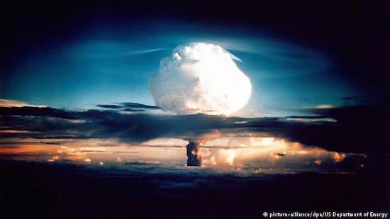 Hydrogen vs atomic bomb: Whats the difference?
