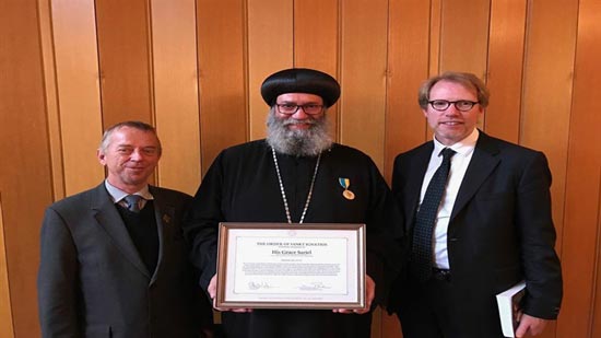 Bishop Suriel receives the order of Saint Ignatios 2017