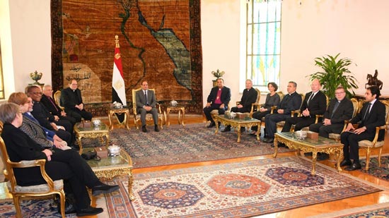 Al-Sisi receives a delegation of leaders of the evangelical denominations