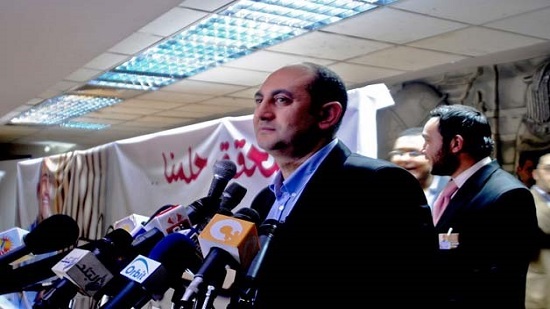Khaled Ali holds meeting on possible withdrawal from election