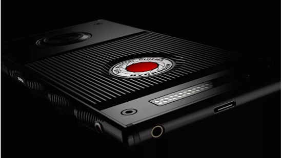 RED says its Hydrogen One smartphone will ship this summer