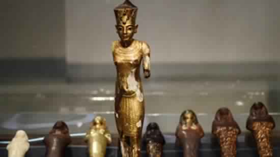 Egypt retrieves three pieces of antiques smuggled to New York