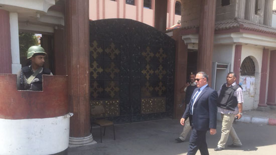 Security Director of Sohag inspects security services at Akhmeem churches
