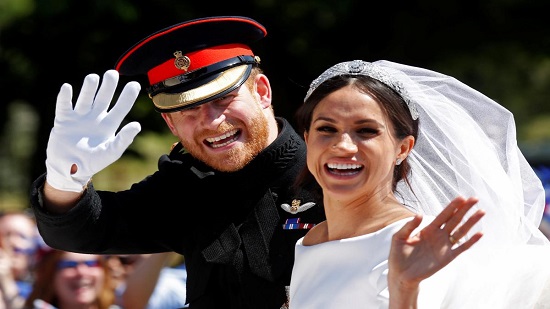 Egyptian girl recieves reply for congratulatory letter to royal newlyweds