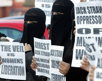  Majority of Brits want burkas banned