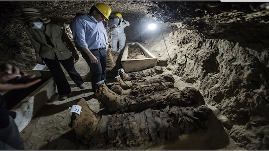 Three Pharaonic cemeteries discovered in Sakkara: Minister
