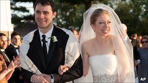 Chelsea Clinton marries Marc Mezvinsky on elite estate
