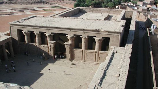 Chicago University mission discovers two artifacts in Edfu