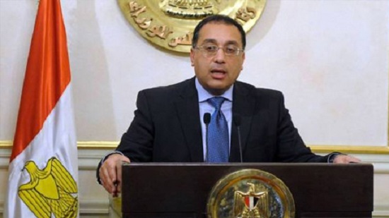 Egypts PM praises Sisis Decent Life initiative, instructs govt to start implementiaton
