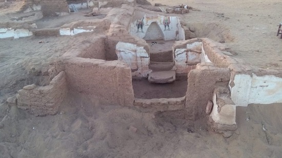 Roman tombs discovered in Egypts Dakhla Oasis