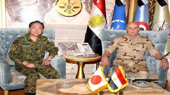 Egypts army chief-of-staff meets Japanese Self-Defense Forces chief in Cairo