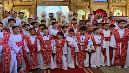 Bishop of East Nasr City ordains 40 new deacons
