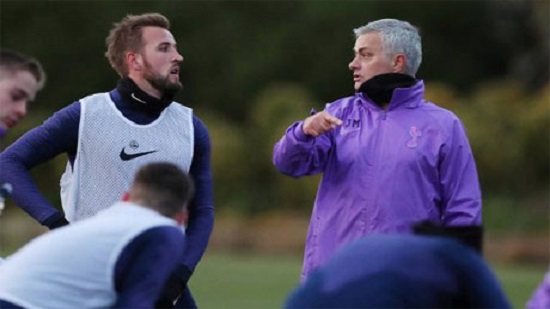Jose Mourinho brings passion to task of reviving Tottenham
