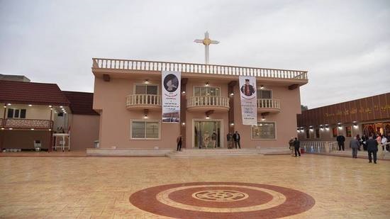 Muslims and Christians  in Mosul open a church after its reconstruction 