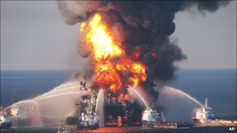 BP spreads blame over oil spill
