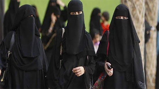 Ain Shams University issues a decree banning Niqab