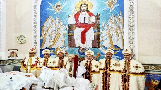 Bishop Bakhoumios ordains 6 new priests in Behira
